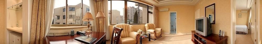 Циндао: Educational Training Centre Hotel - Qingdao