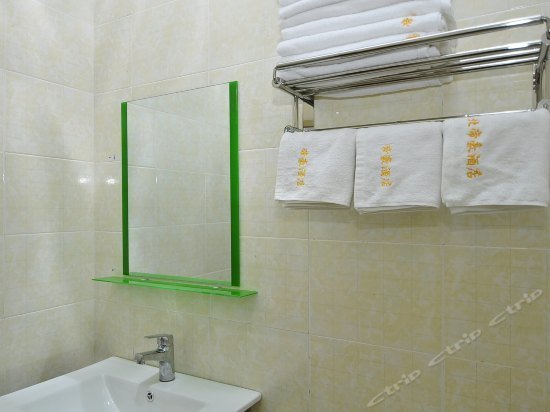 Куньмин: Kunming Junhong Hotel