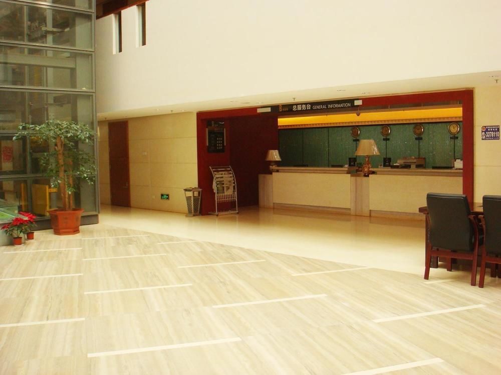 Куньмин: Kunming Changshui Airport Dezun Business Hotel