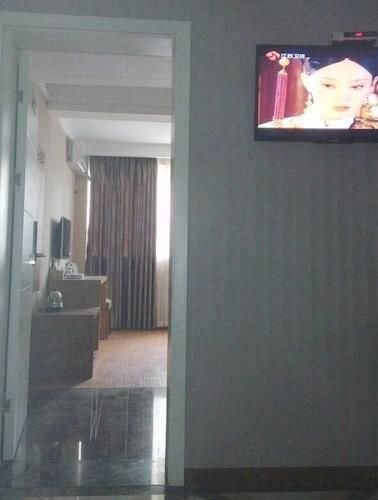 Чэнду: Chengdu Xiangping Business Hotel