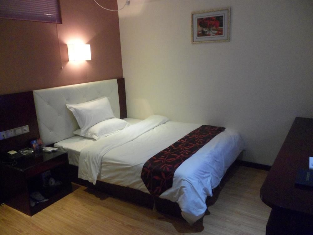 Гуанчжоу: Fulong Business Hotel