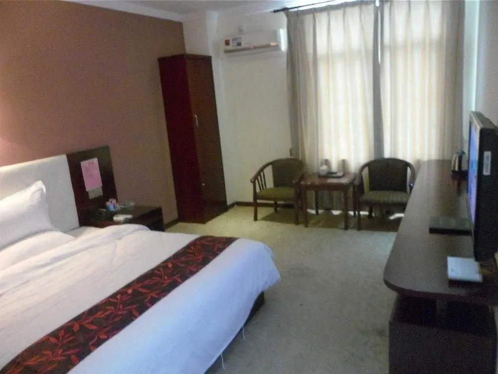 Гуанчжоу: Fulong Business Hotel
