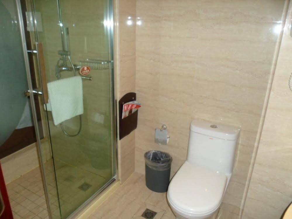 Ханчжоу: Hua Rong Business Hotel - Hangzhou