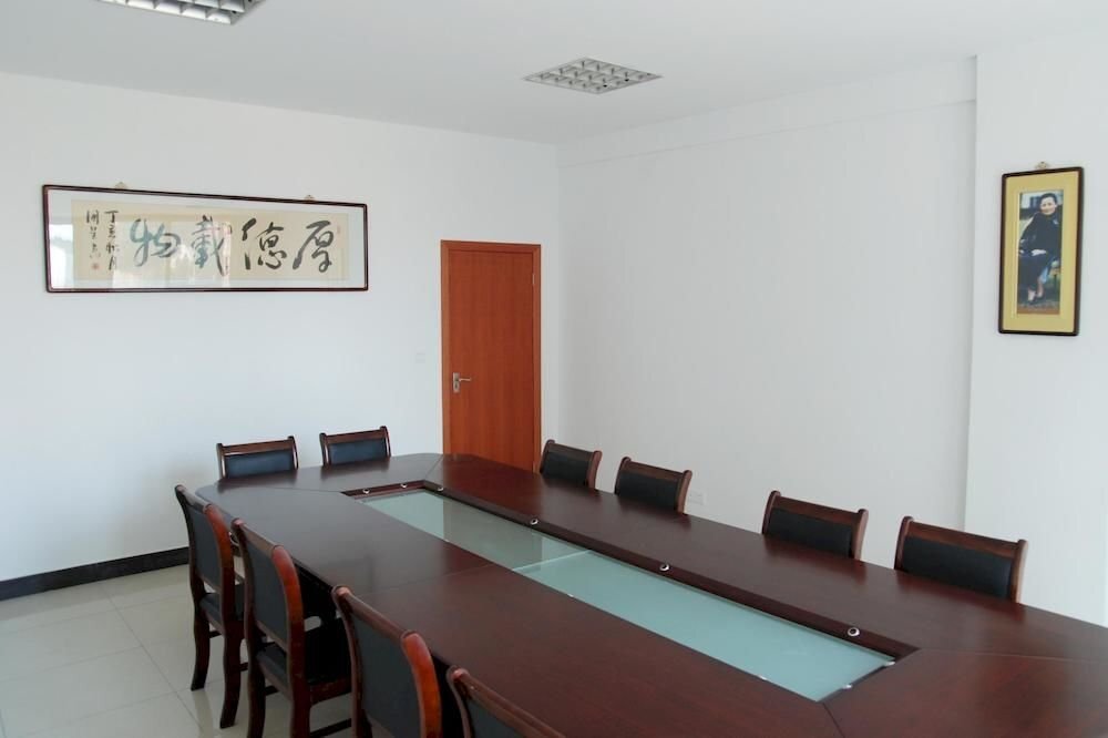 Нанкин: Nanjing Tang Shan Mei-ling Mansion
