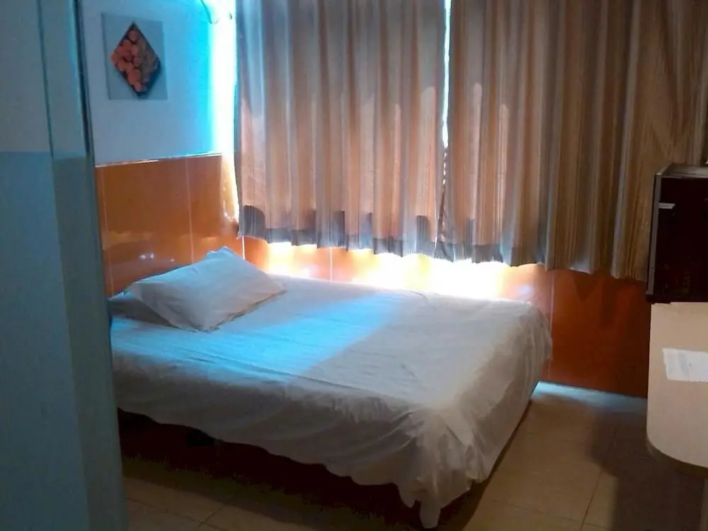 Шэньчжэнь: 99 Inn Shenzhen Longgang Longcheng Square