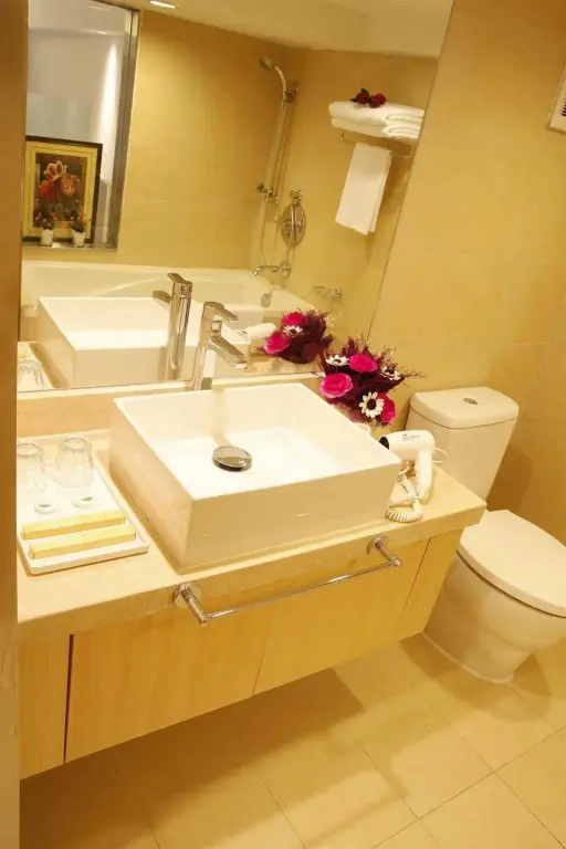 Гуанчжоу: China Dragon Hotel (Guangzhou)