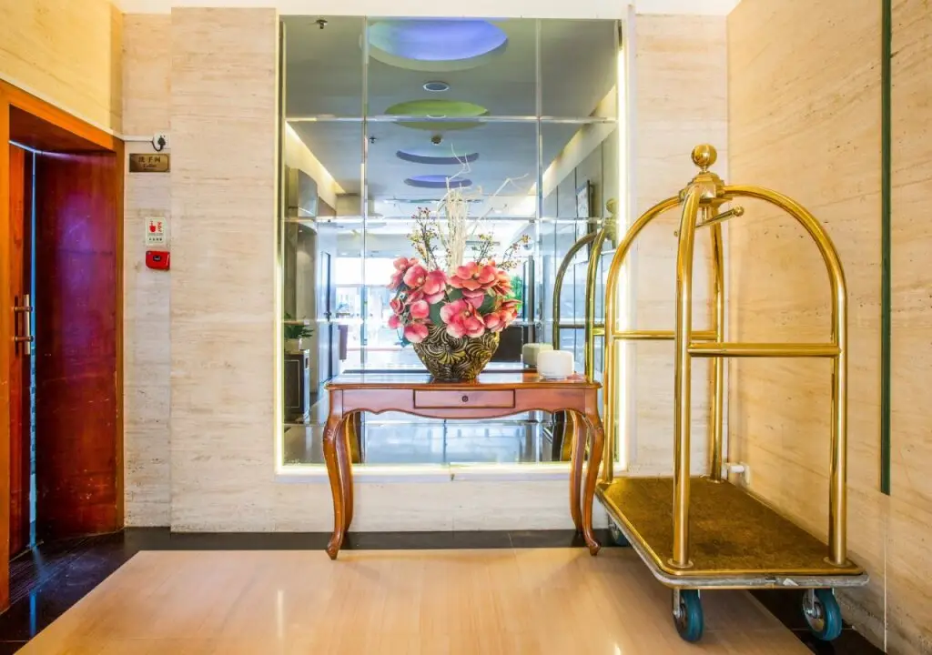 Shekou Haitao Hotel — фото 1
