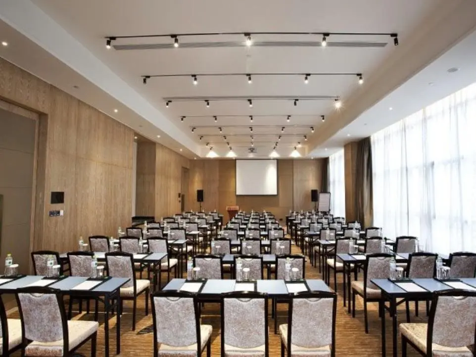 Чунцин: Days Hotel By Wyndham Chongqing Liangping