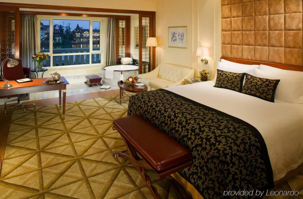 Шэньчжэнь: OCT Hotel Shenzhen Interlaken Town House