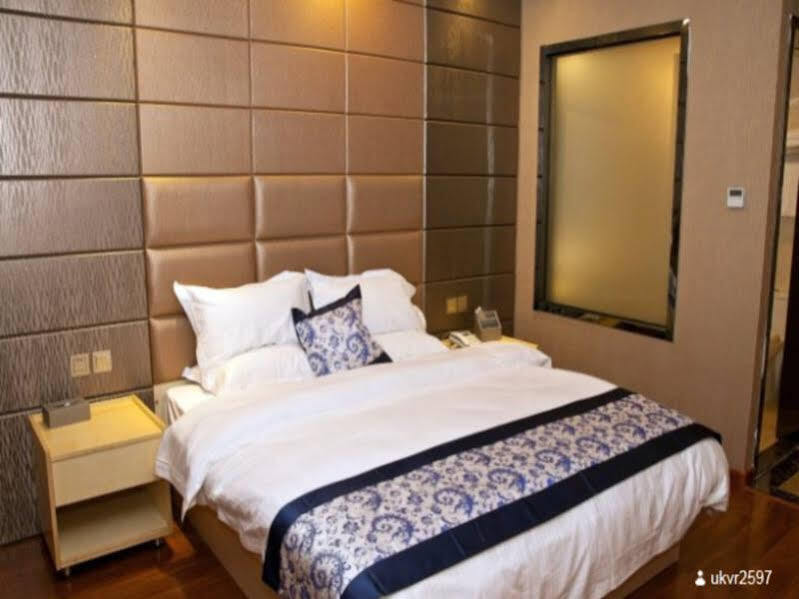 Фучжоу: Fuzhou Muxi Boutique Hotel (Yantaishan Student Street)