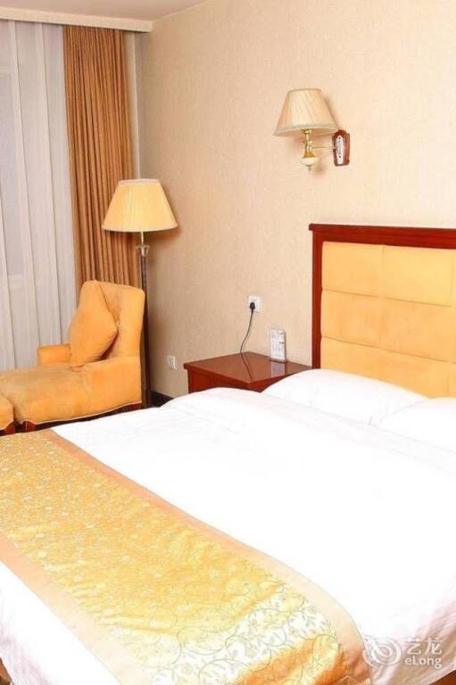 Пекин: Ground Oriental Hotel