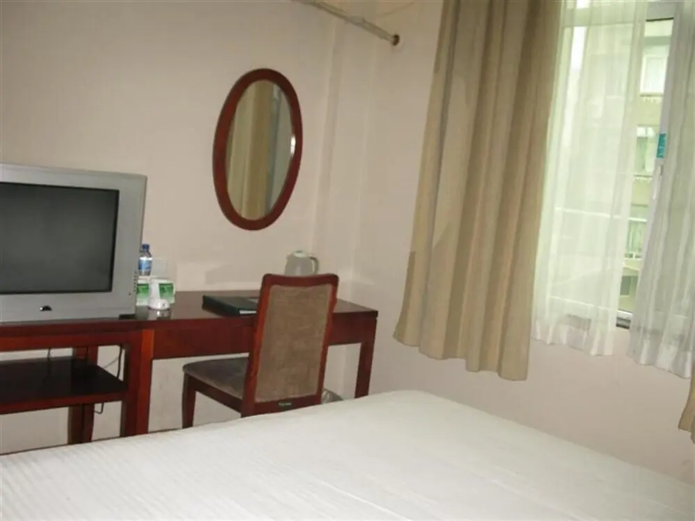 Чэнду: GreenTree Inn Chengdu Kuanzhai Alley RenMin Park Hotel