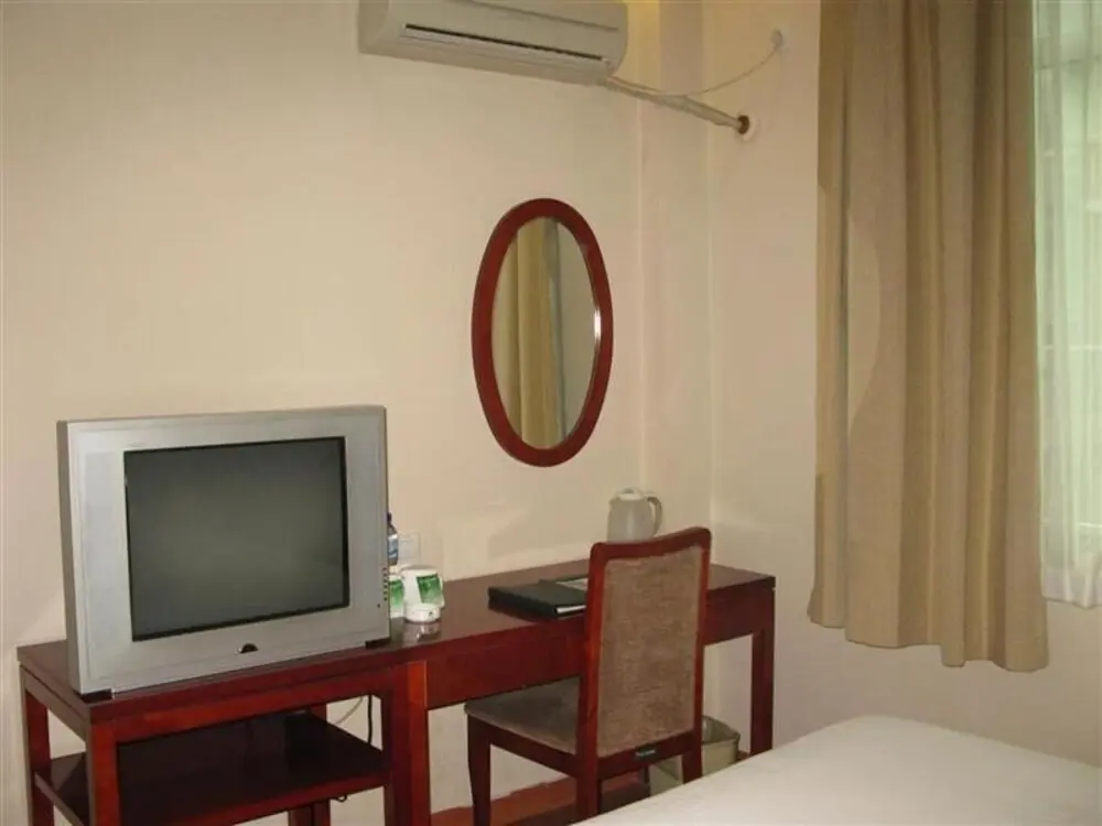 Чэнду: GreenTree Inn Chengdu Kuanzhai Alley RenMin Park Hotel