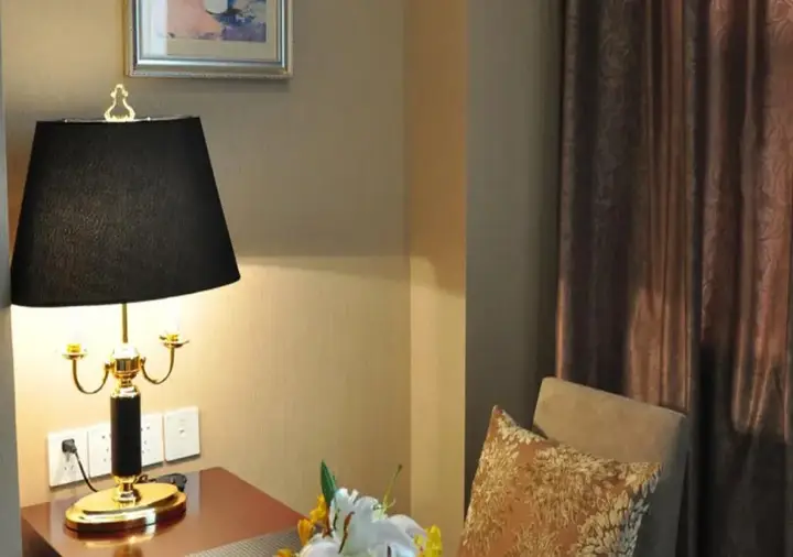 Чэнду: For Star Hotel Renmin North Road