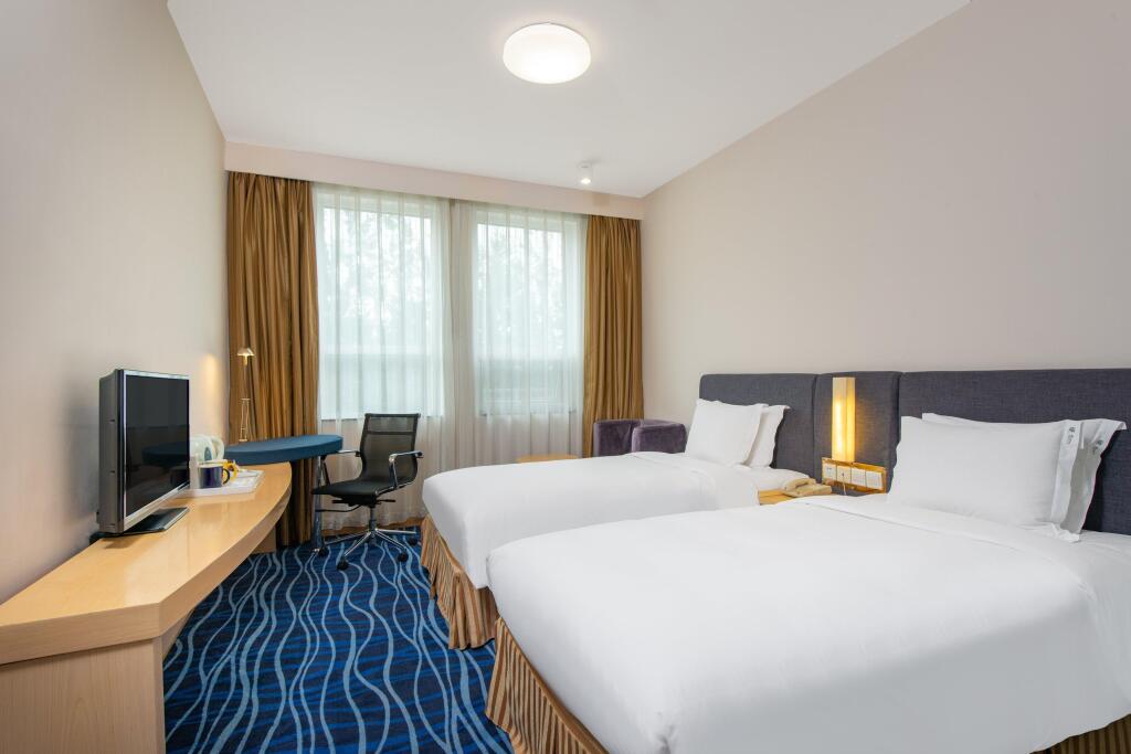 Тяньцзинь: Holiday Inn Express Airport Tianjin by IHG