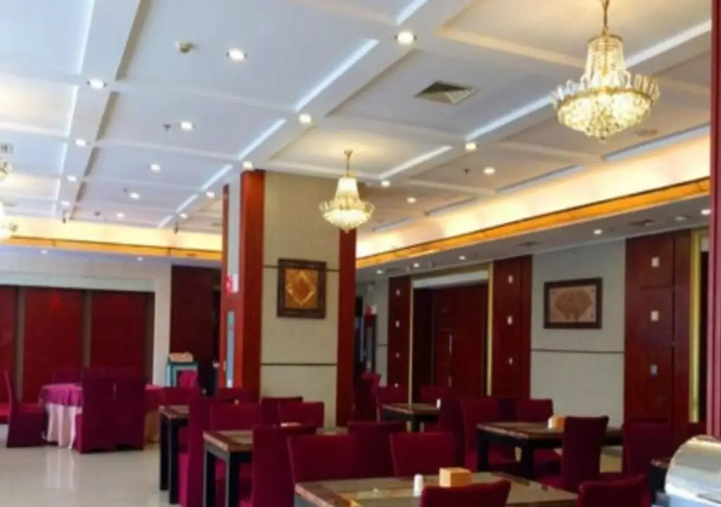 Тяньцзинь: Mayfair Hotel