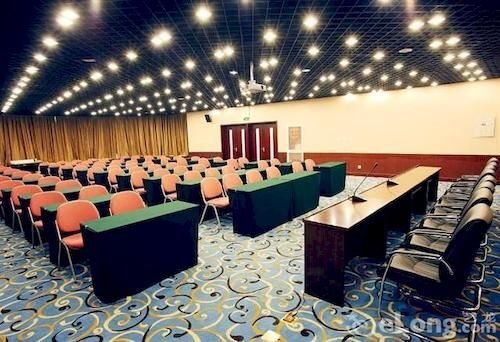 Пекин: Run Zen Jia Ye Hotel