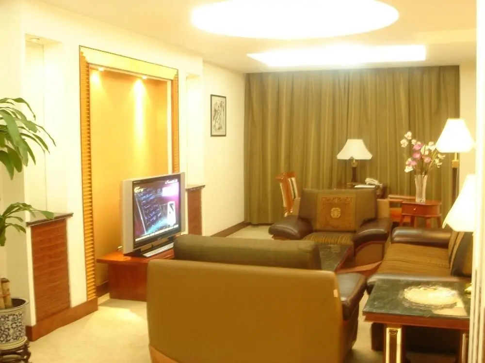 Пекин: Phoenix Tree Hotel