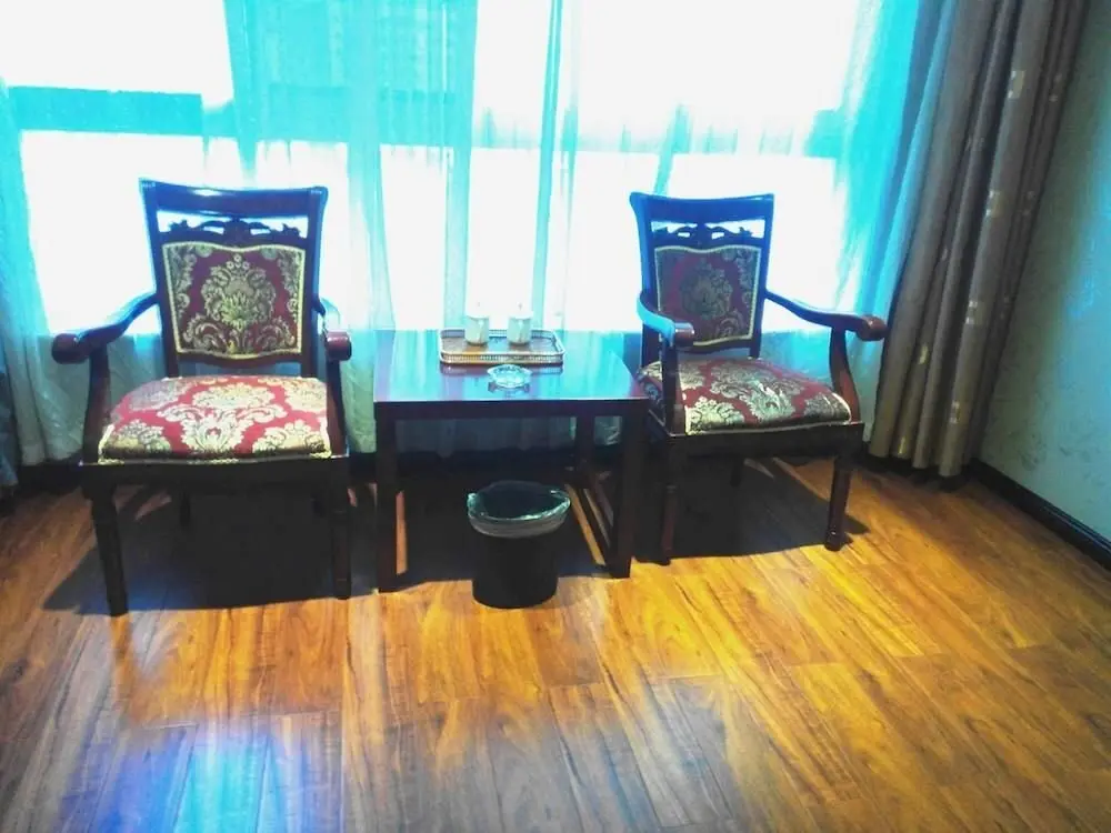 Сиань: Huachen Hotel (Xi'an Bell Tower East Street Mingchengqiang)