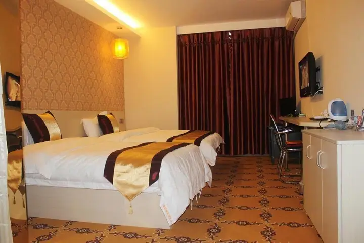 Куньмин: Business Hotel in Kunming Fu Macro