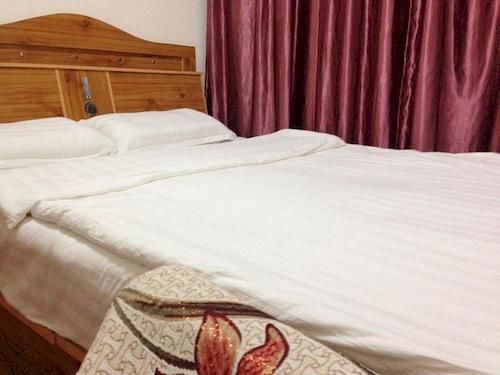 Чэнду: Chengdu Linjia Apartment
