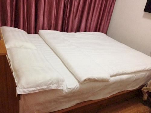 Чэнду: Chengdu Linjia Apartment