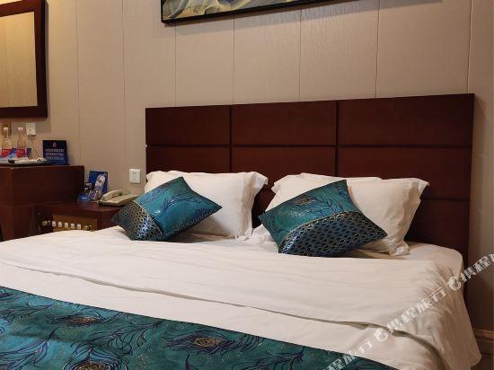 Пекин: Super 8 Hotel (Beijing Changping Xiguan)