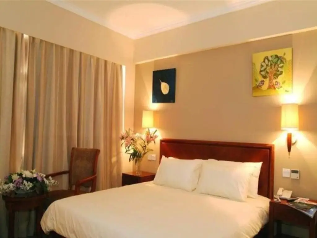 Нанкин: GreenTree Inn Nanjing Gulou