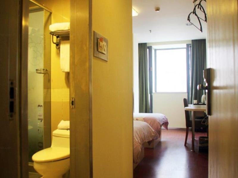 Нанкин: Motel 168 Ming Wa Lang Inn