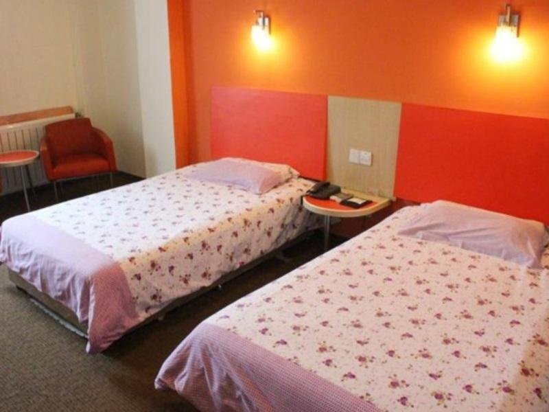 Циндао: Motel 168 Zhenjiang North Road