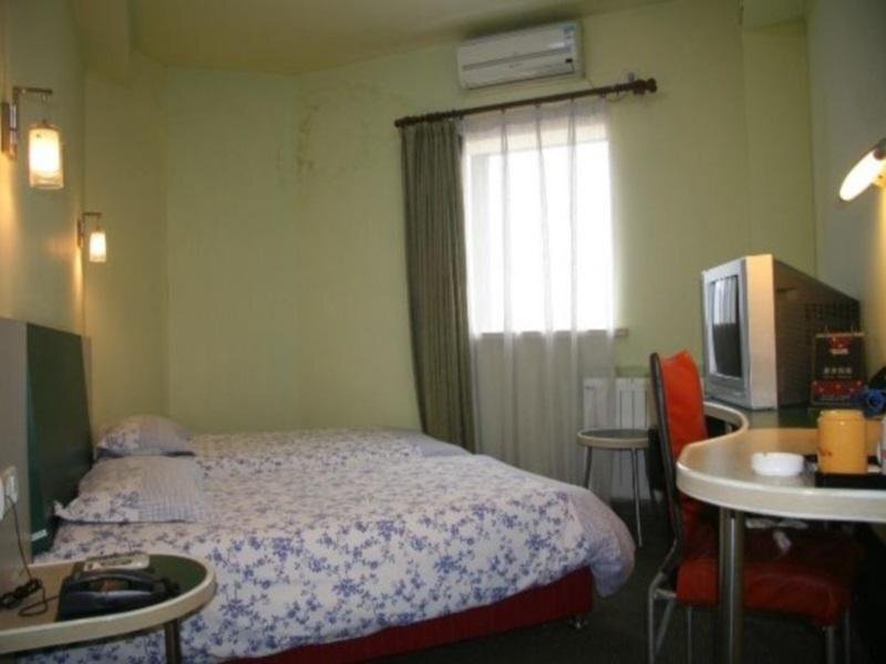 Циндао: Motel 168 Zhenjiang North Road