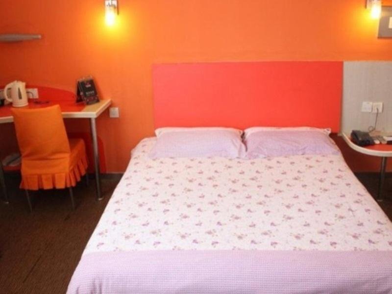 Циндао: Motel 168 Zhenjiang North Road