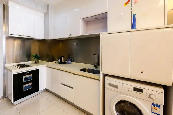 Гуанчжоу: Royal River Apartment