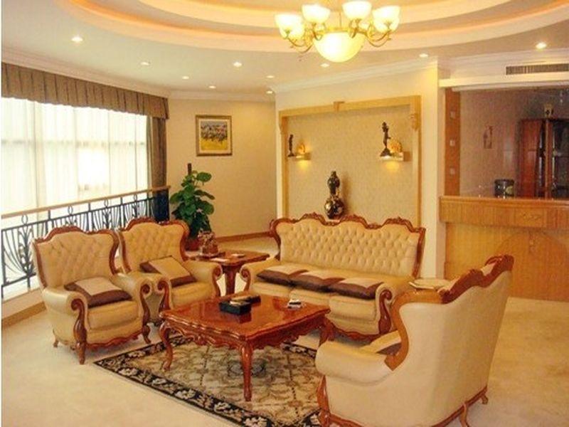 Дунгуань: Jianglong Hotel (Dongguan Houjie Wanda Plaza)