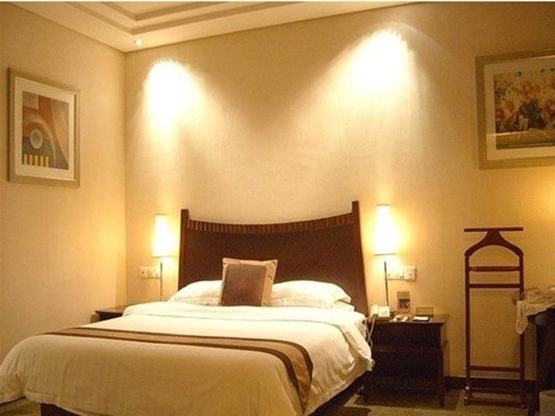Дунгуань: Jianglong Hotel (Dongguan Houjie Wanda Plaza)