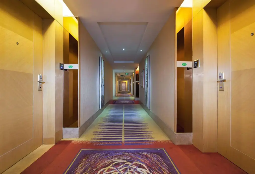 Шэньчжэнь: Vienna Hotel Shajing