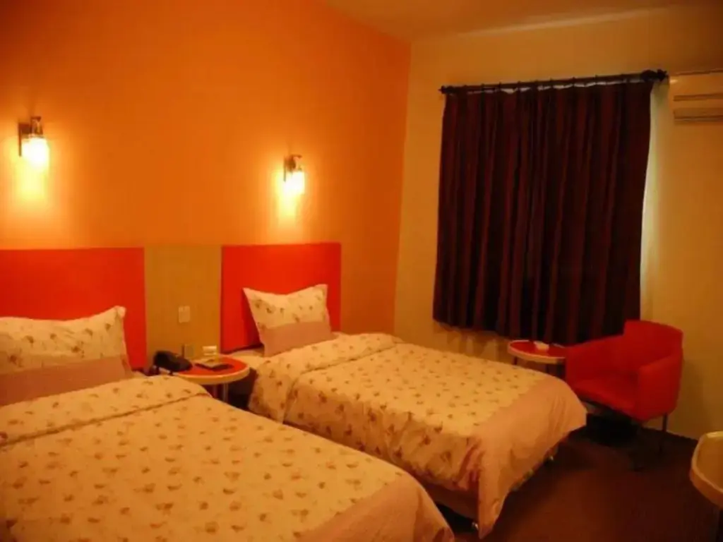 Чунцин: Motel 168 Chongqing ShangQingSi Road Inn