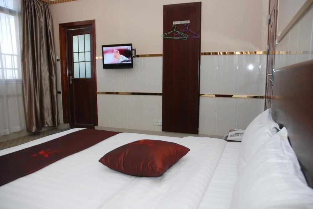 Шэньчжэнь: Yueyi Hotel - Shenzhen