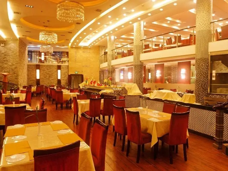 Чжанцзяцзе: Yichen International Hotel
