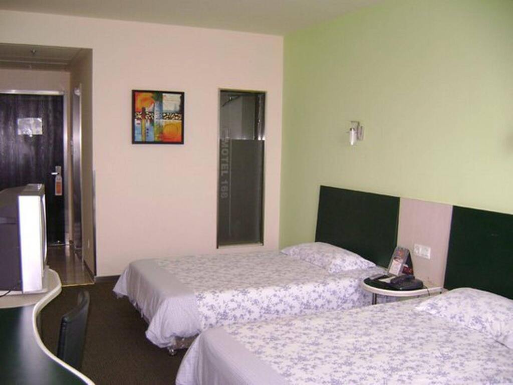 Шанхай: Home Inn Shanghai Hongqiao Airport Wuzhong Road
