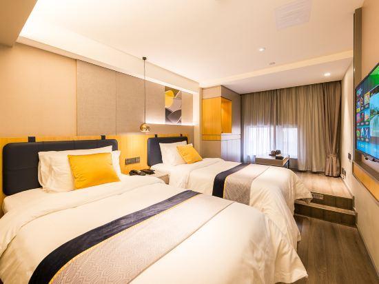 Нанкин: Home Inn Selected (Nanjing Xinjiekou Metro Station)