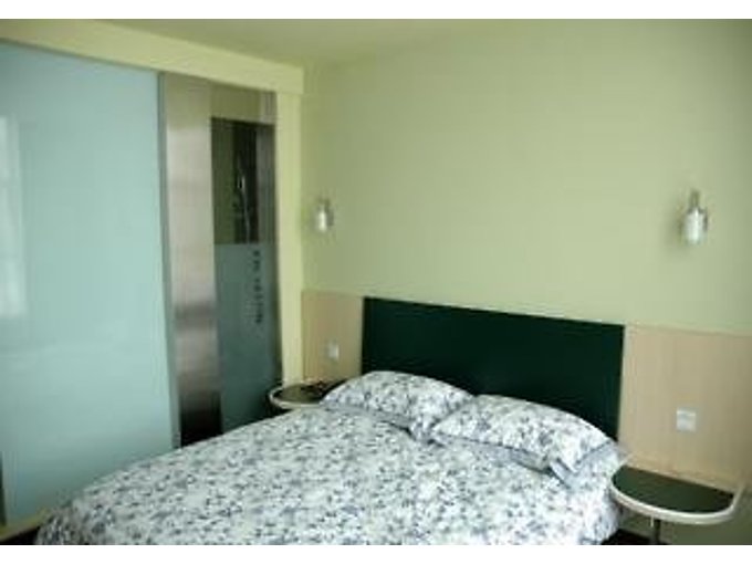 Гуанчжоу: Motel168 Guangzhou Luoxi Bridge Inn