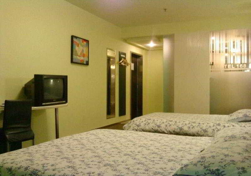 Motel 168 Huizhou Wheat — фото 1