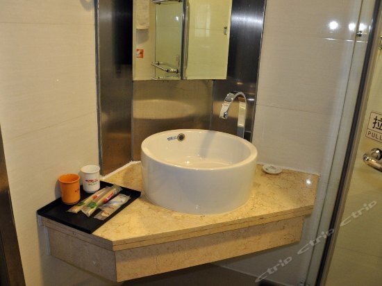 Чанша: Homeinn Selected Hotel (Changsha IFS Guojin Center Furong Square Subway Station)