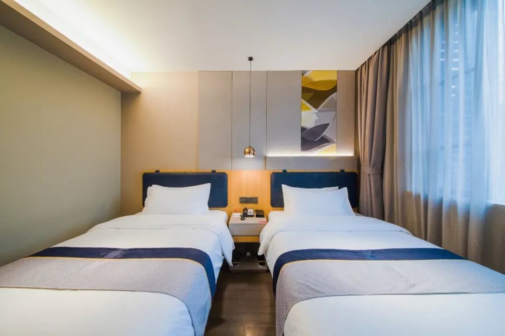 Шанхай: Motel 168 Shanghai Qi Bao