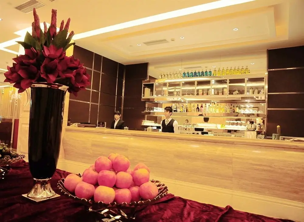 Shenzhen Kingdom Impression Hotel — фото 1