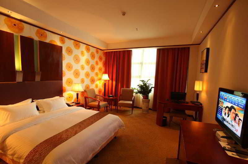 Шэньчжэнь: F Hotel