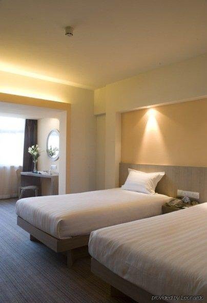 Шэньчжэнь: City Comfort Inn Shenzhen Huaqiangbei Metro Station