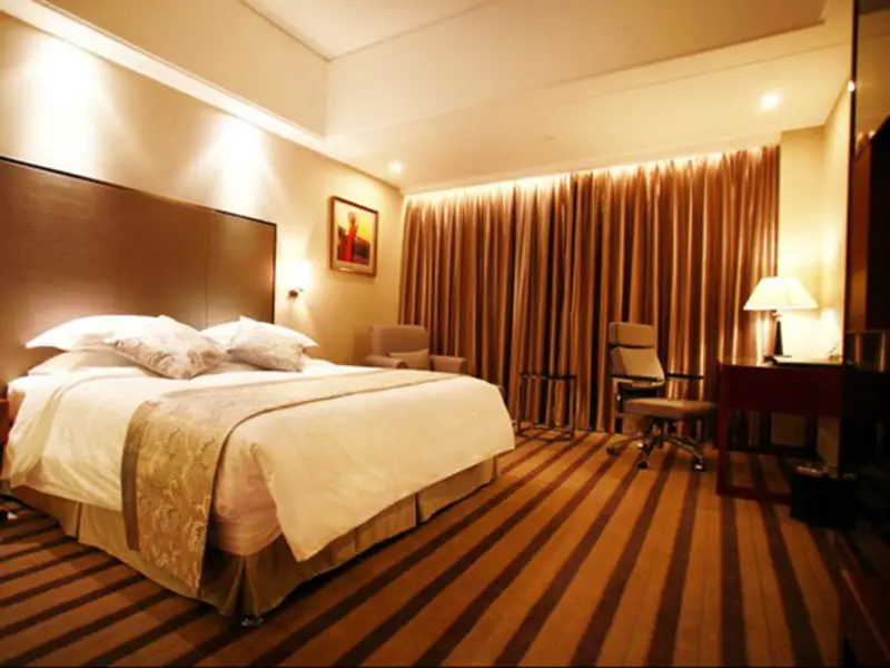 Фошань: Days Hotel Huanan