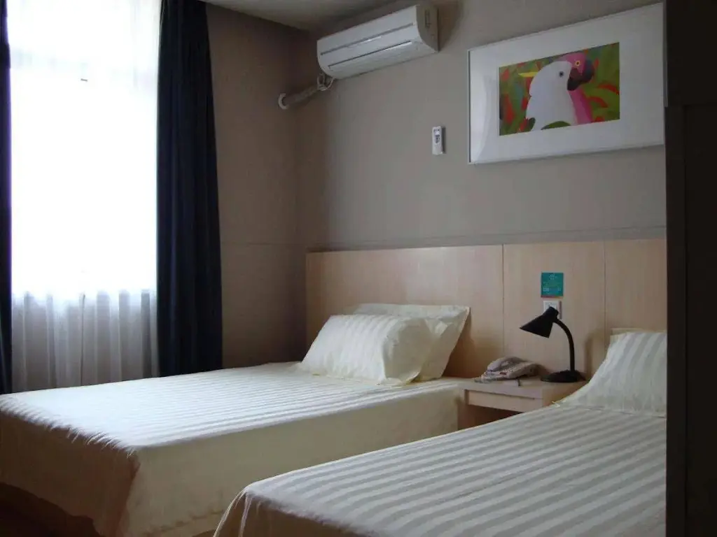Цзинань: Jinjiang Inn Jingshi Road Quancheng Park
